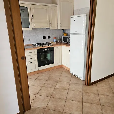 Dimora Del Borgo - Airport Apartman