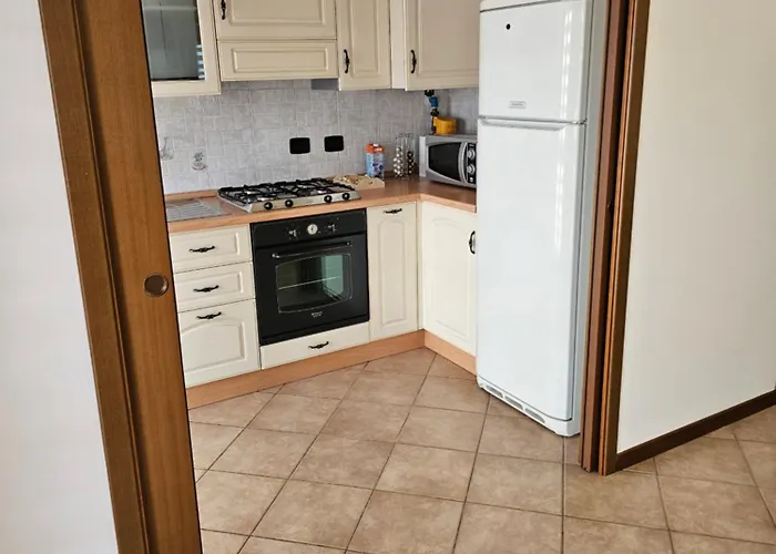 Dimora Del Borgo - Airport Апартаменты