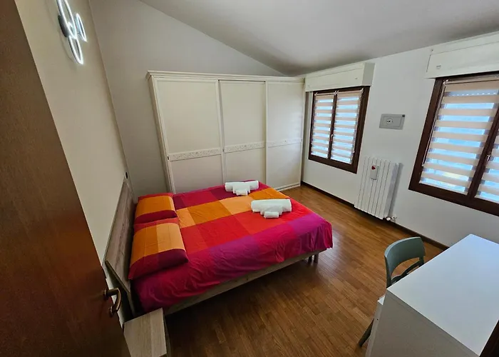 Dimora Del Borgo - Airport Апартаменты Болонья