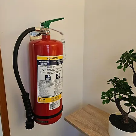 דירה Dimora Del Borgo - Airport *